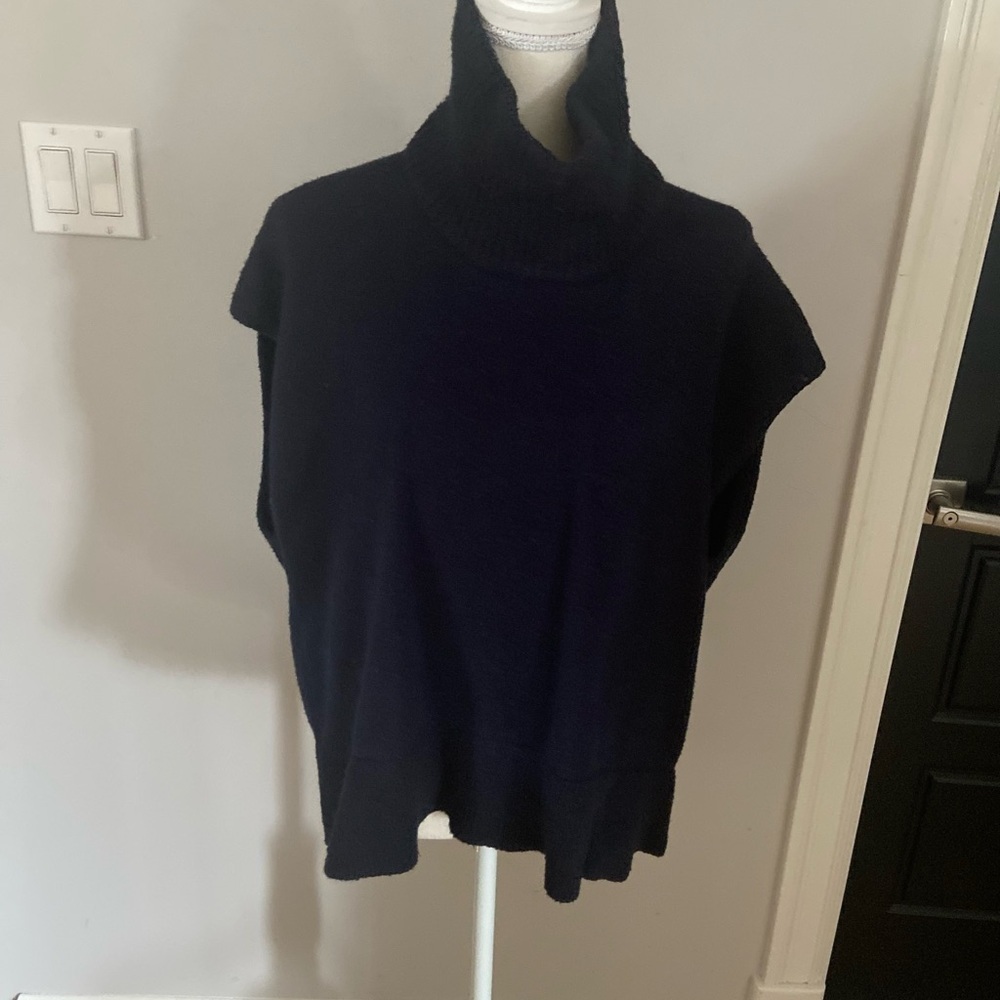lululemon athletica Black Turtleneck Sweater - Picture 4 of 7
